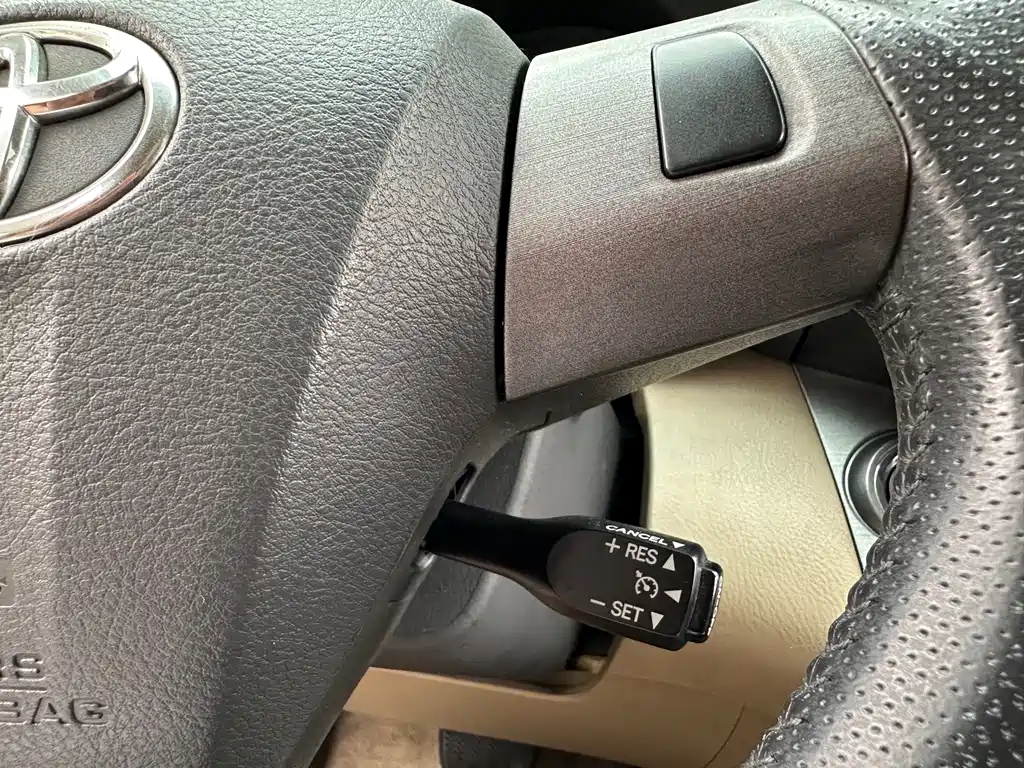 Toyota RAV4 2013 — фото 24