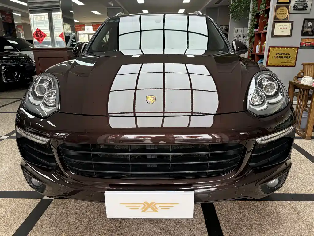 Porsche Cayenne 2016 — фото 2