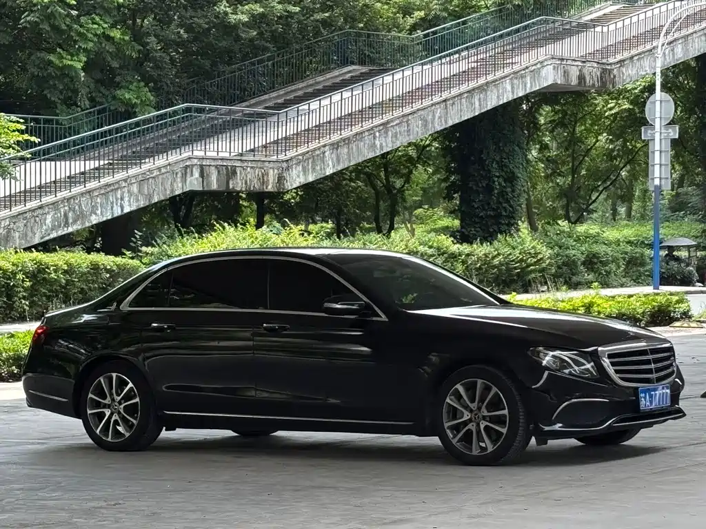 Mercedes-Benz E-Class 2018