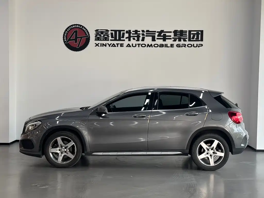 Mercedes-Benz GLA 2015