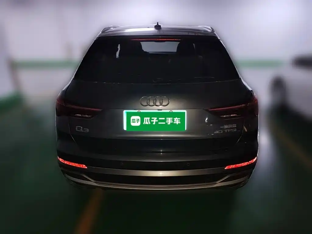 Audi Q3 2019 — фото 10