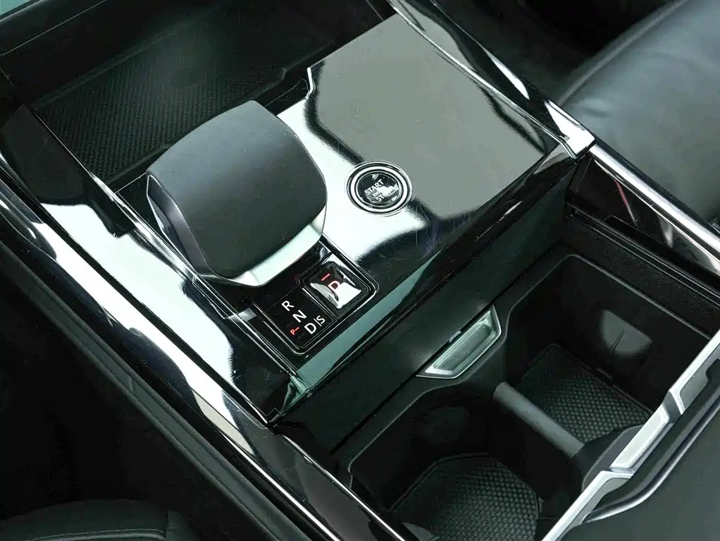 Land Rover Sport 2026 — фото 10