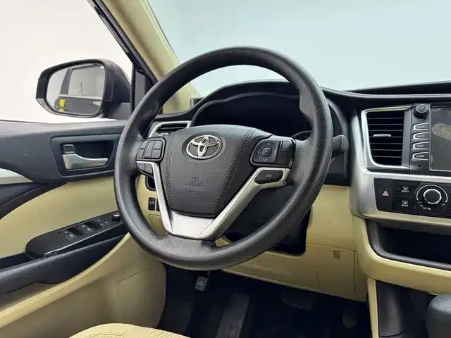 Toyota Highlander 2020