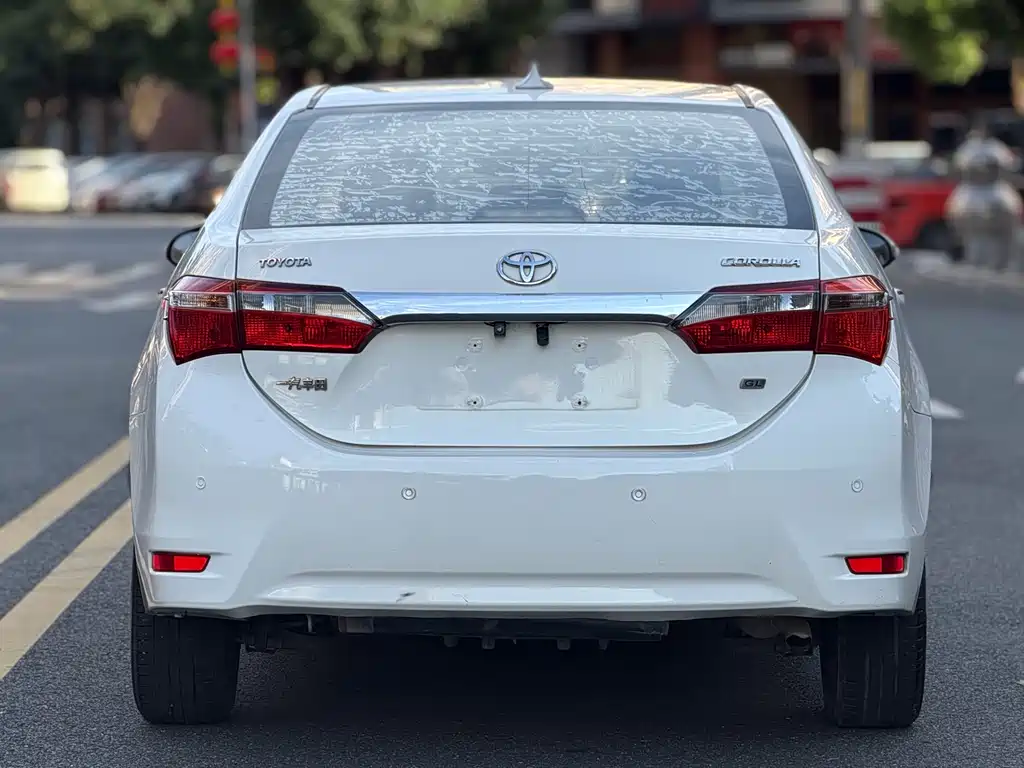 Toyota Corolla 2017 — фото 14