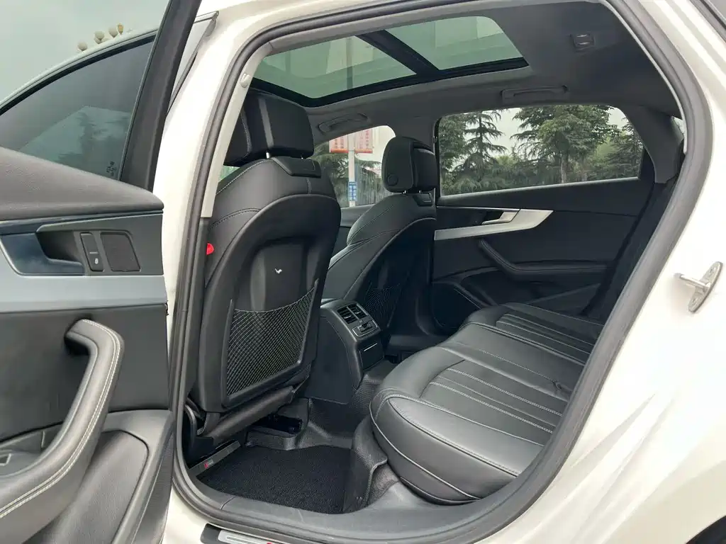 Audi A4L 2022