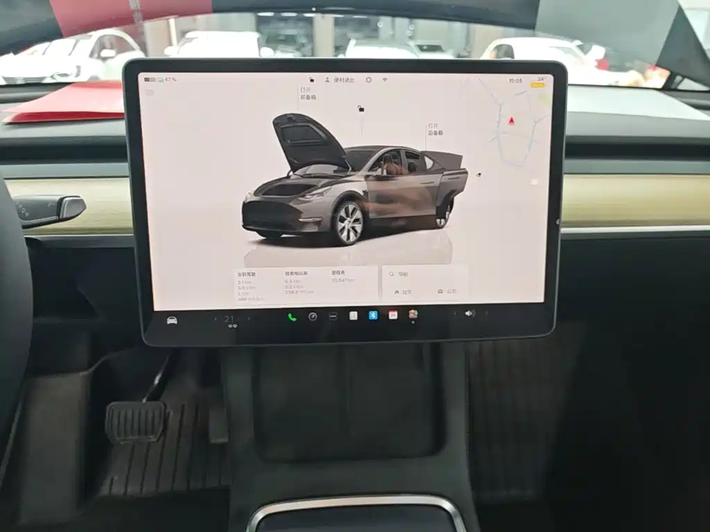 Tesla Model Y 2023 — фото 13