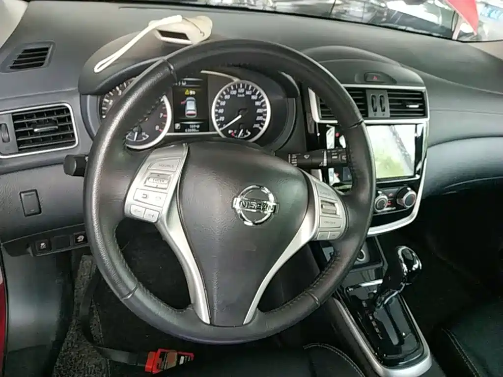 Nissan Tiida 2020 — фото 10