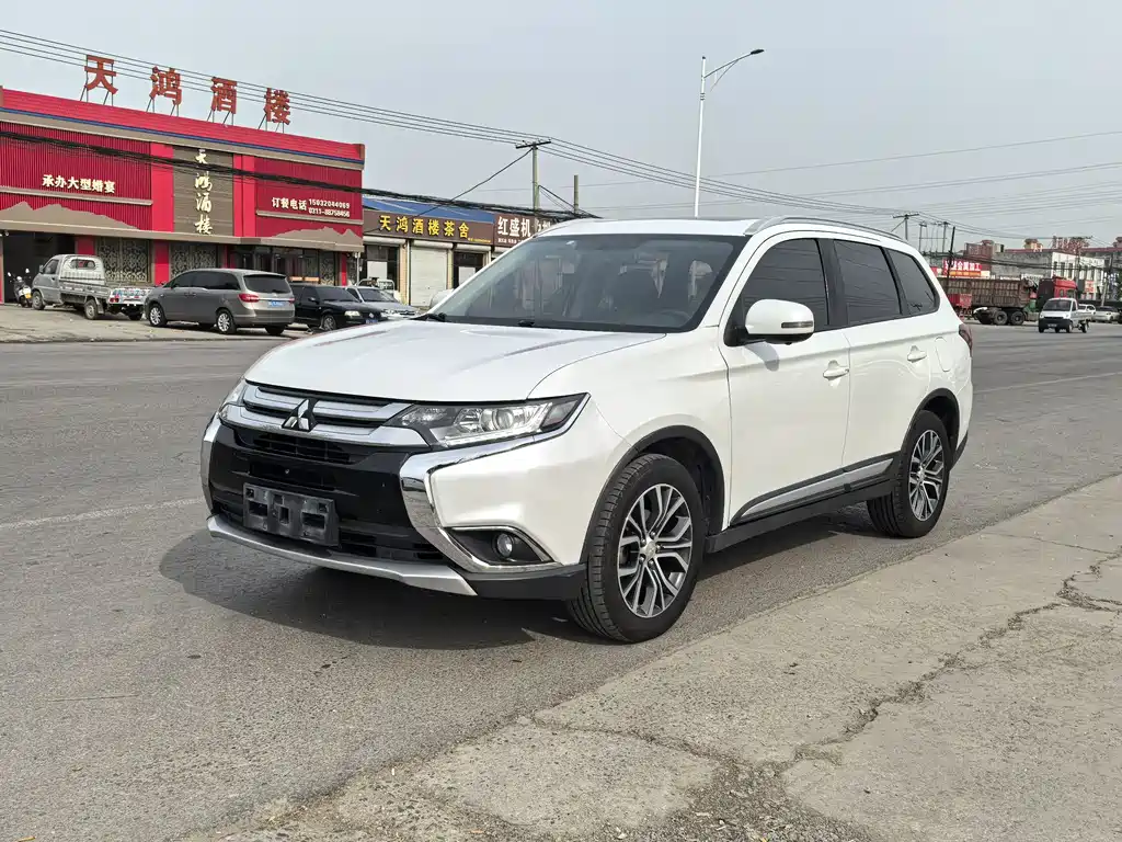 Mitsubishi Outlander 2018