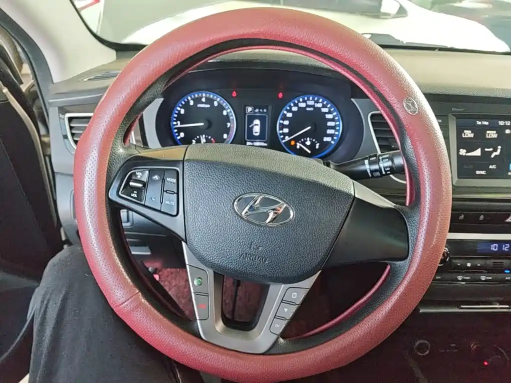 Hyundai Mistra 2016 — фото 11