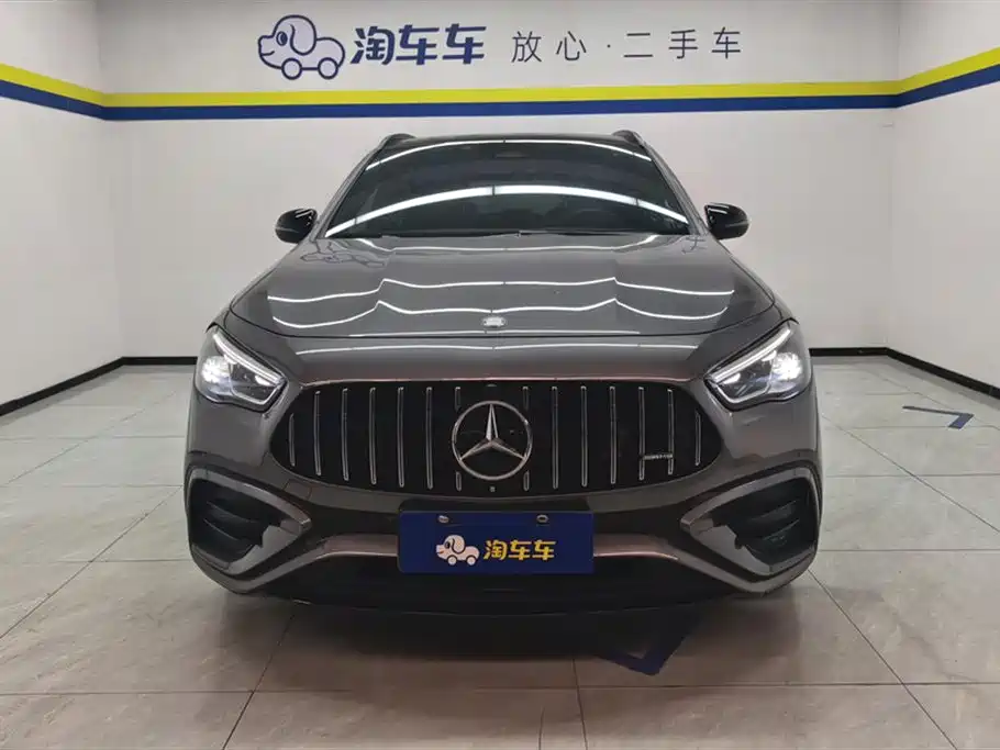 Mercedes-Benz GLA AMG 2024 — фото 2