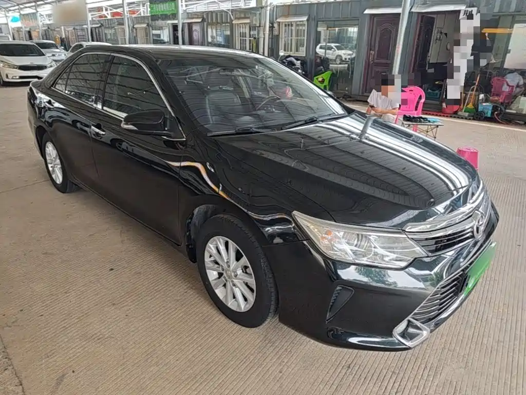 Toyota Camry 2017