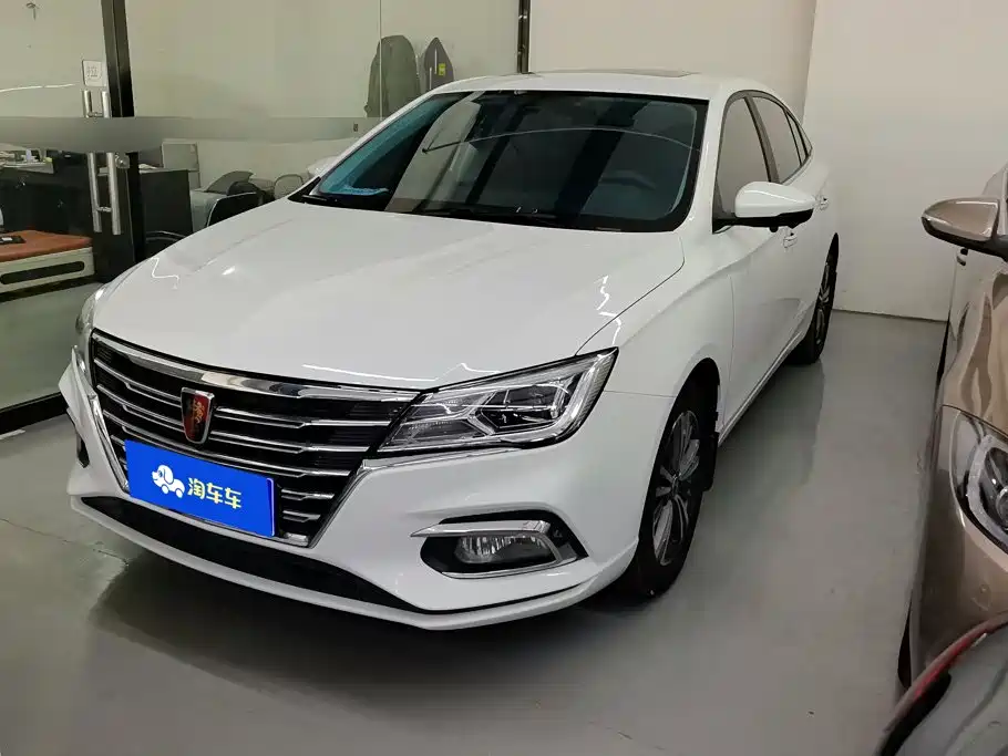 Roewe i5 2019