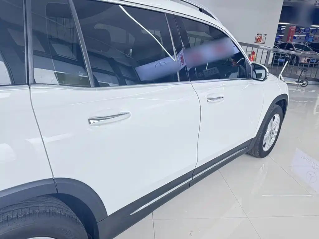 Mercedes-Benz GLB 2022