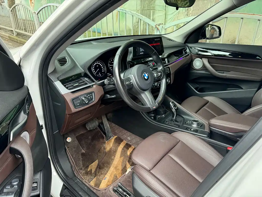 BMW X1 2022 — фото 12