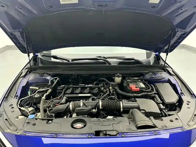 Honda Accord 2019 — фото 9