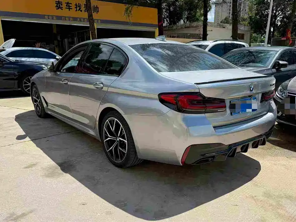 BMW 5 Series 2023