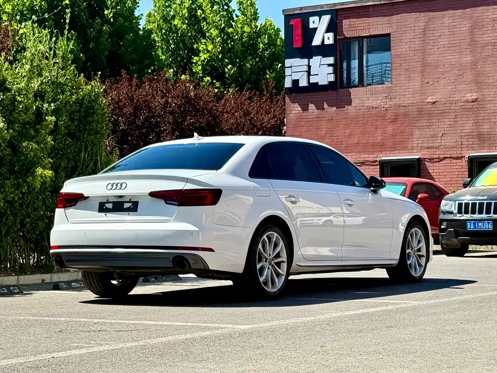 Audi A4L 2019