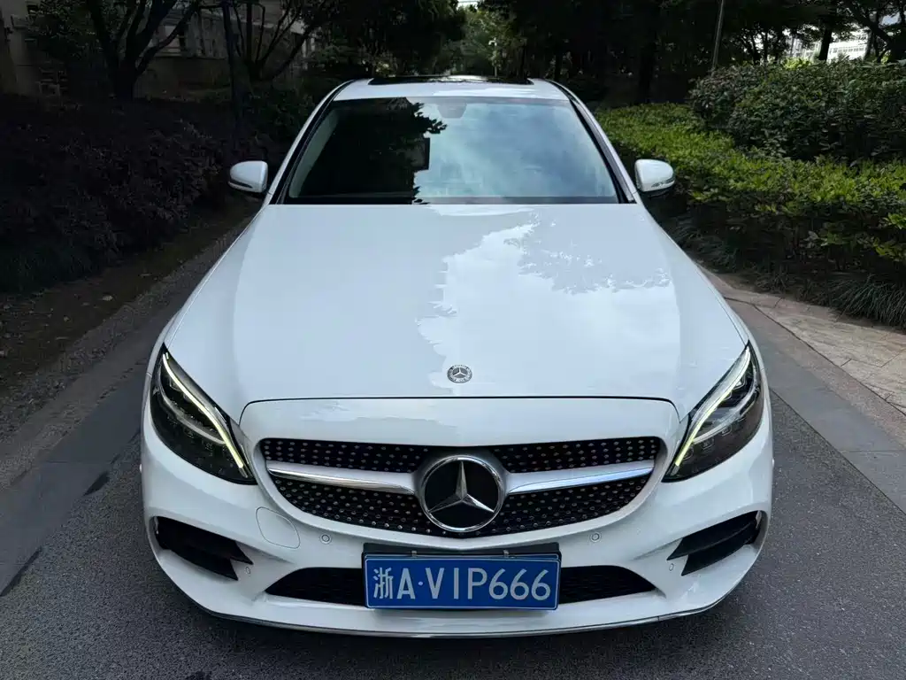 Mercedes-Benz C-Class 2019