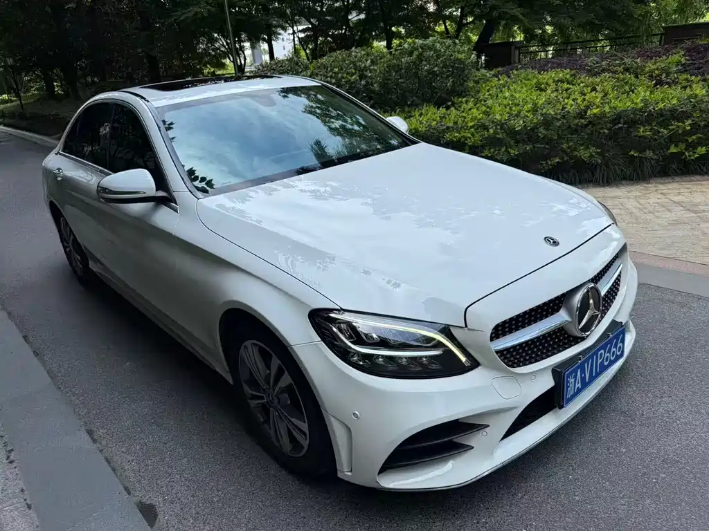 Mercedes-Benz C-Class 2019