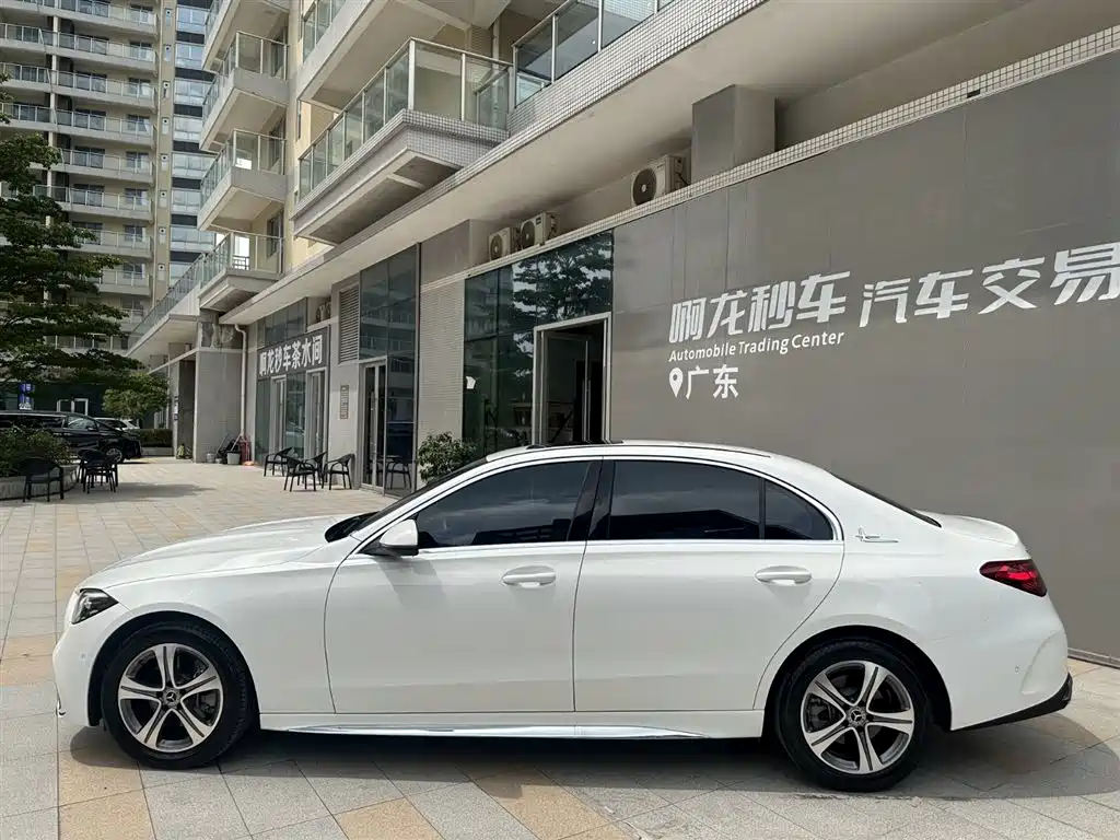 Mercedes-Benz C-Class 2022