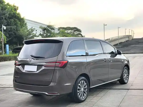 Buick GL8 2023