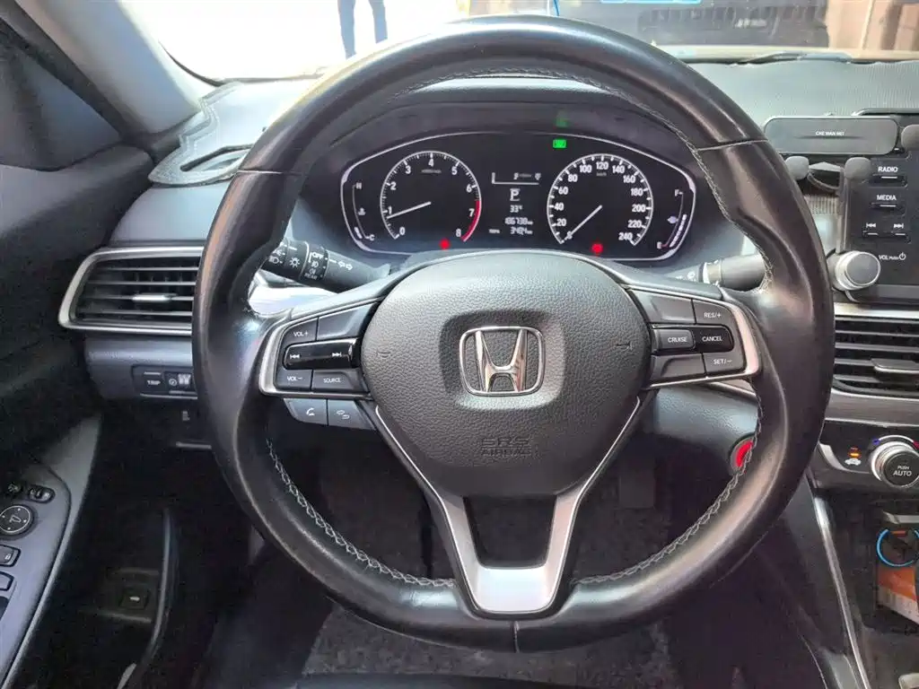 Honda Accord 2020 — фото 3