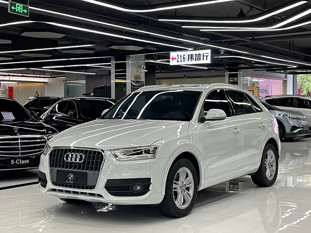 Audi Q3 2014 — фото 1