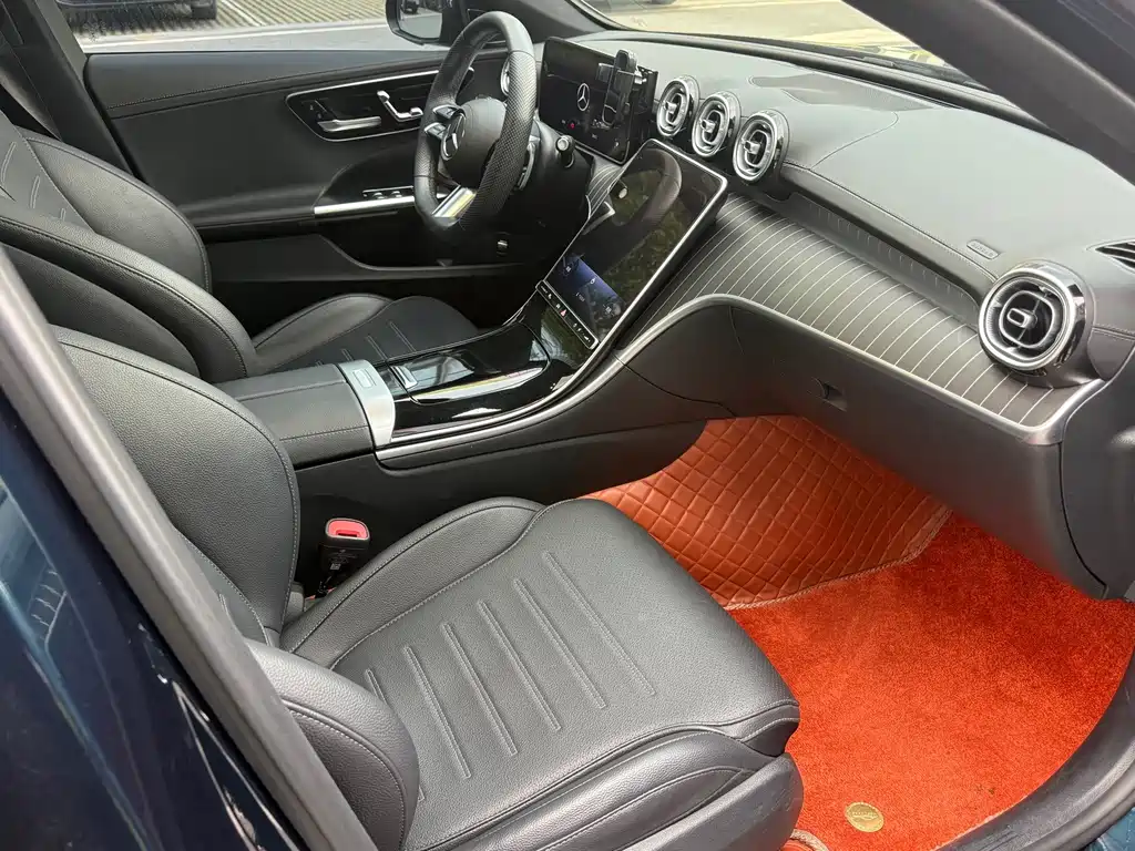 Mercedes-Benz C-Class 2023 — фото 14