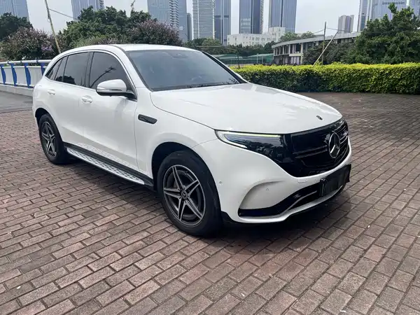 Mercedes-Benz EQC 2020