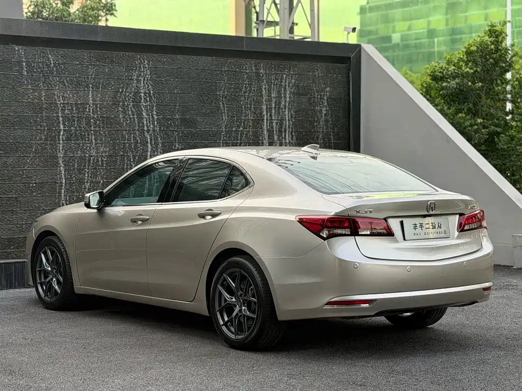 Acura TLX 2016 — фото 9
