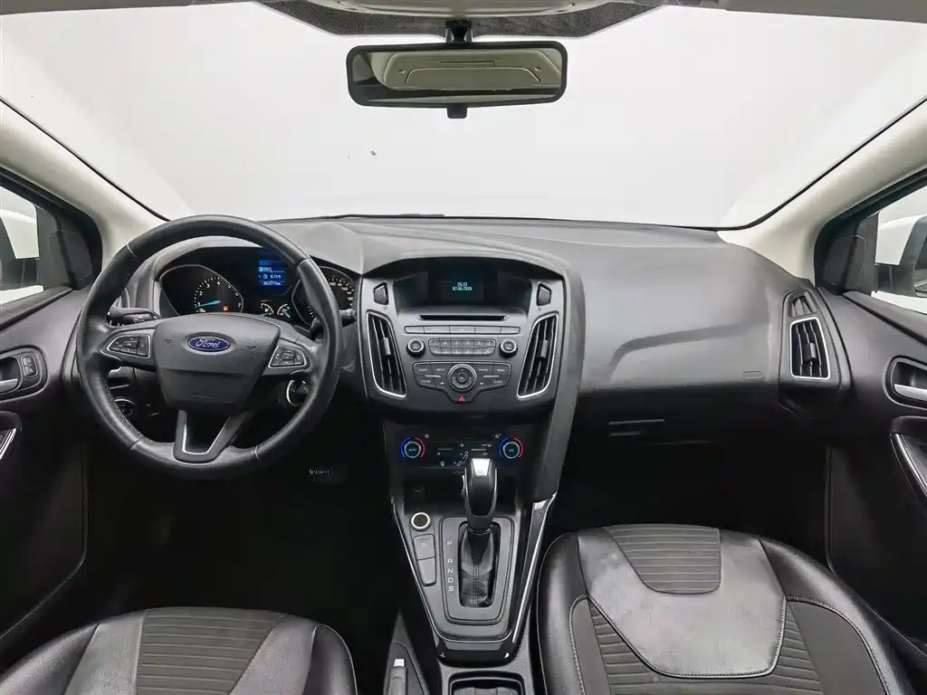 Ford Focus 2016 — фото 5