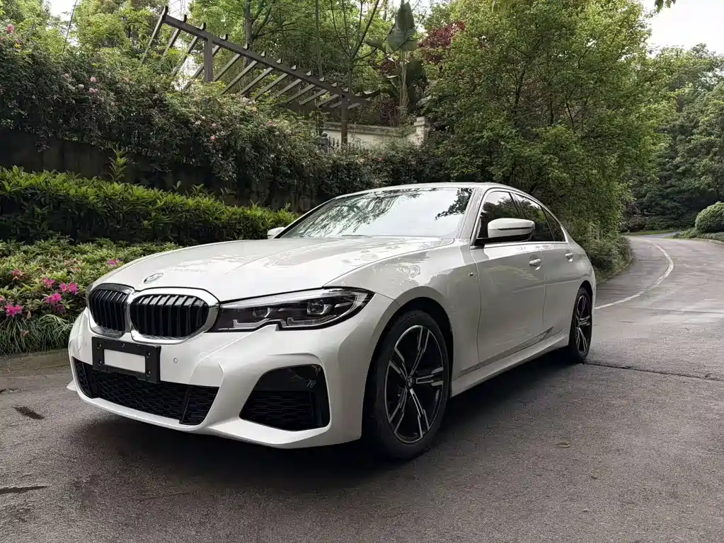 BMW 3 Series 2022