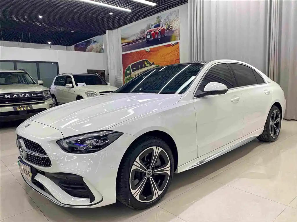 Mercedes-Benz C-Class 2024