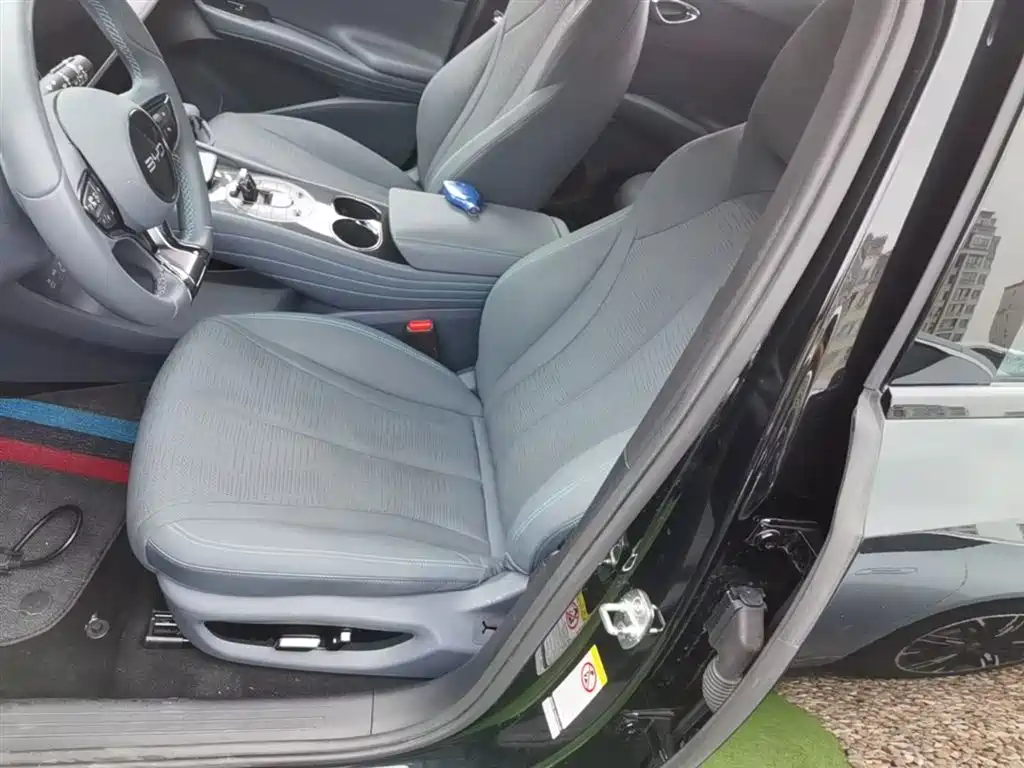 BYD Seal 06GT 2025 — фото 15