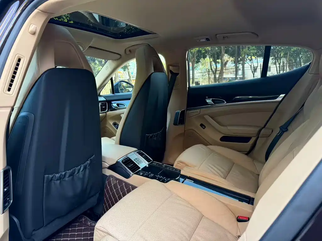 Porsche Panamera 2013 — фото 32