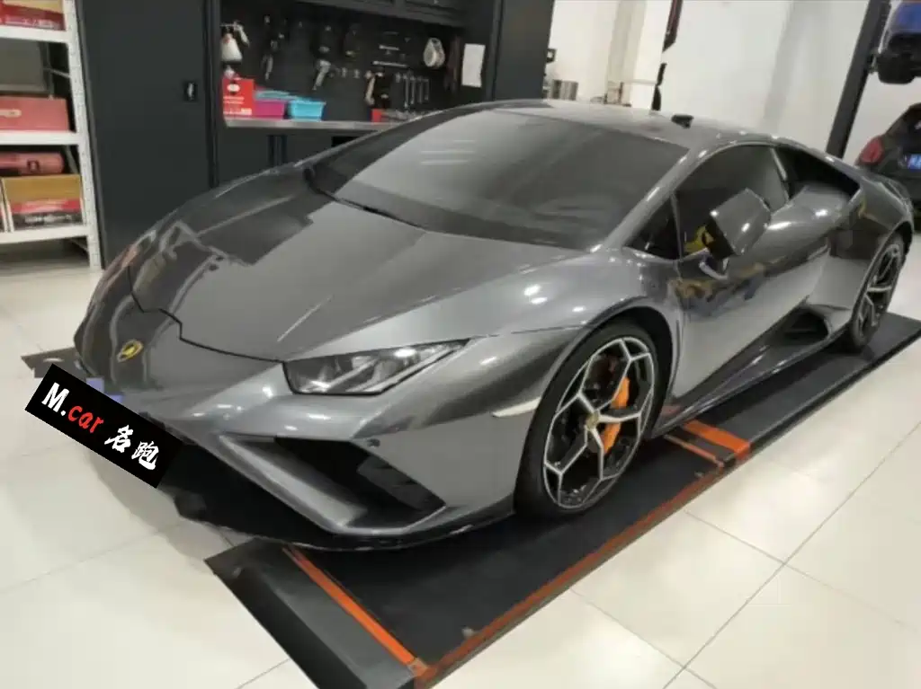 Lamborghini Huracán 2021
