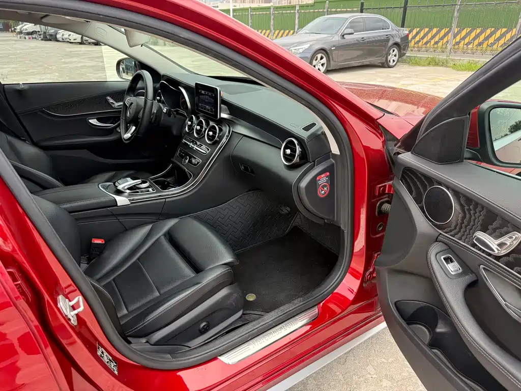 Mercedes-Benz C-Class 2015