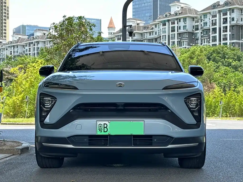 NIO ES6 2020