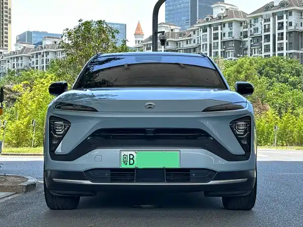 NIO ES6 2020