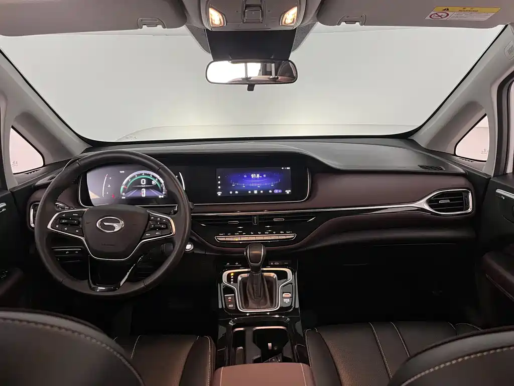 GAC Motor Trumpchi M6 2024 — фото 9