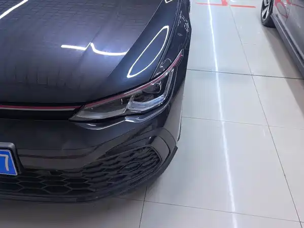 Volkswagen Golf GTI 2023