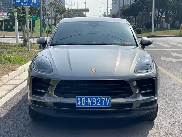 Porsche Macan 2020