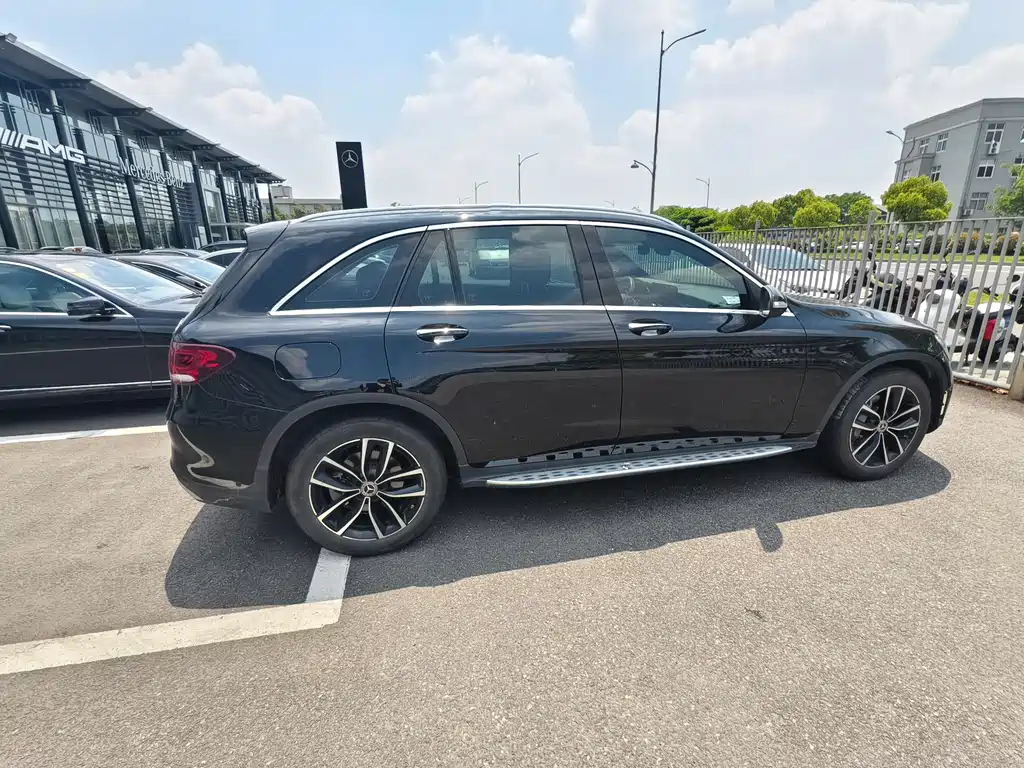 Mercedes-Benz GLC 2019 — фото 12