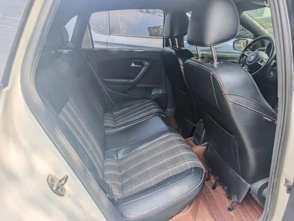 Volkswagen Polo 2013