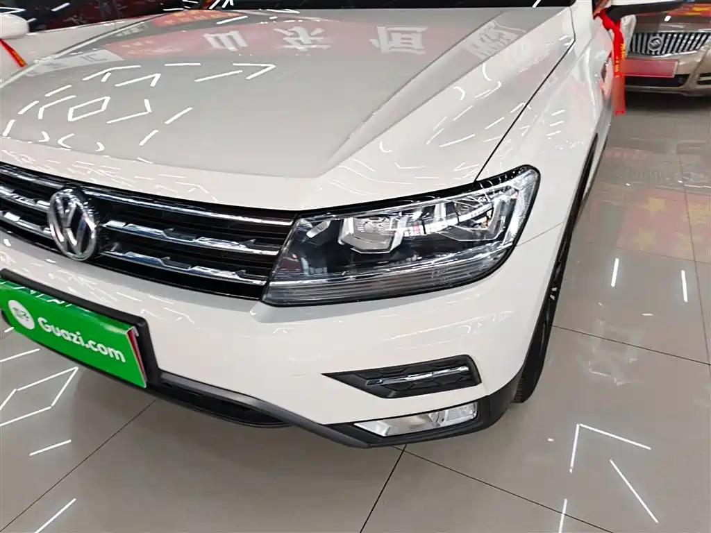 Volkswagen Tiguan L 2019 — фото 18