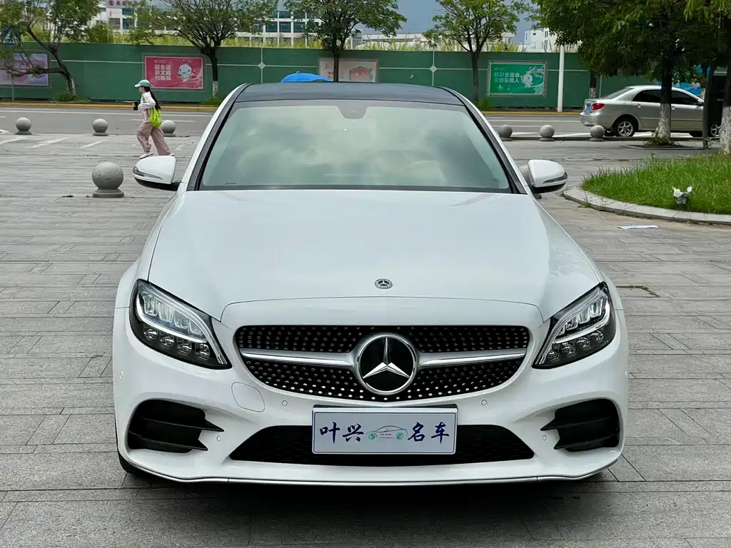 Mercedes-Benz C-Class 2020