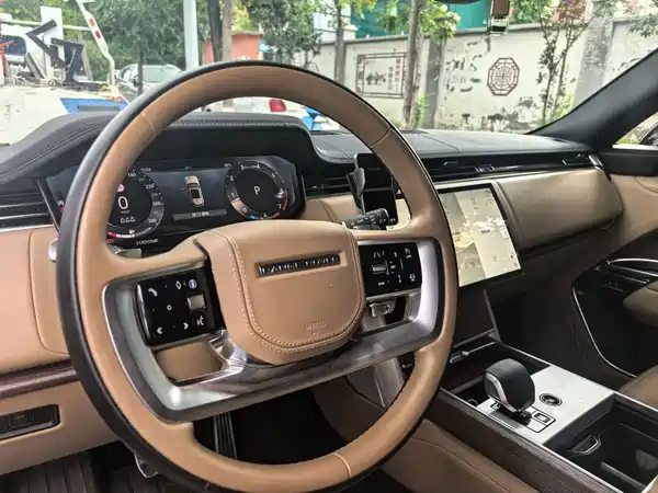 Land Rover Range Rover 2024