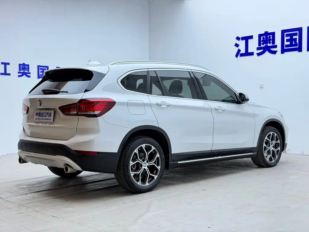 BMW X1 2023 — фото 18