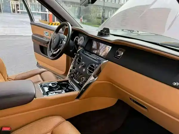 Rolls-Royce Cullinan 2018