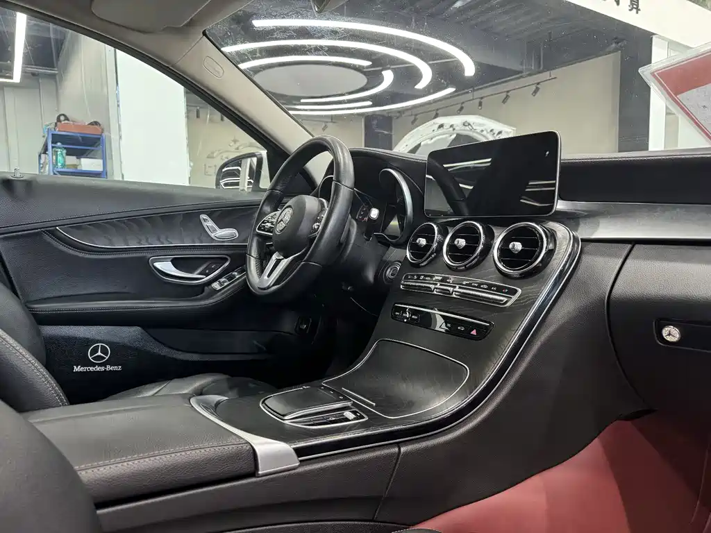 Mercedes-Benz C-Class 2019 — фото 13
